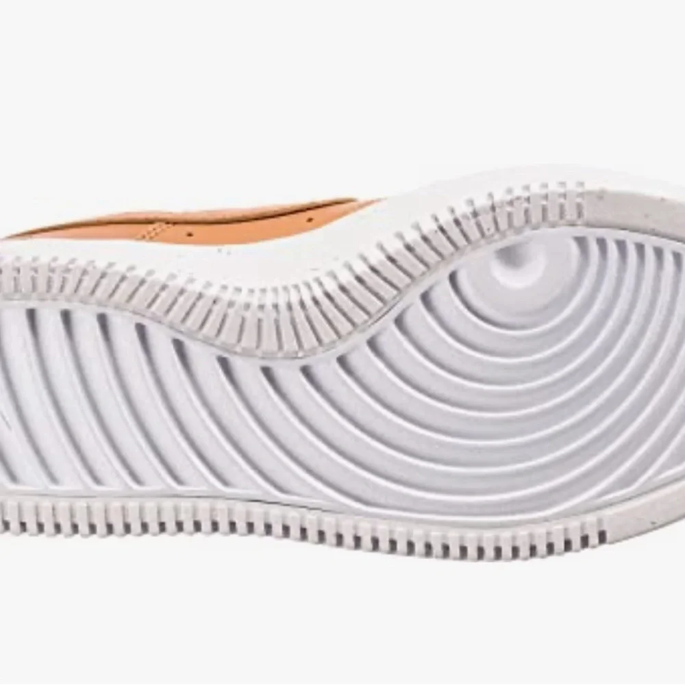 Women's Light Cognac Metallic Nike Vision - Picture 5 of 10